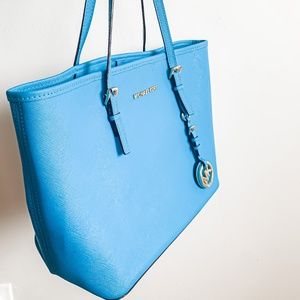 Michael Kors Jet Set (medium) NEW